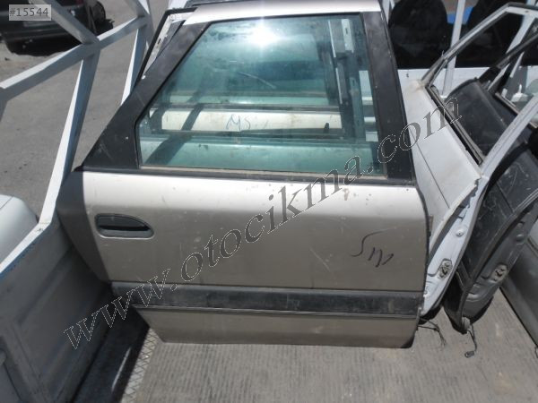 ÇIKMA RENO SAFRANE SAĞ ARKA KAPI