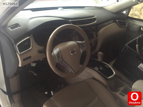 Nissan X-Trail-T32 2014 -2017 Dolu Torpido Sökme Çıkma