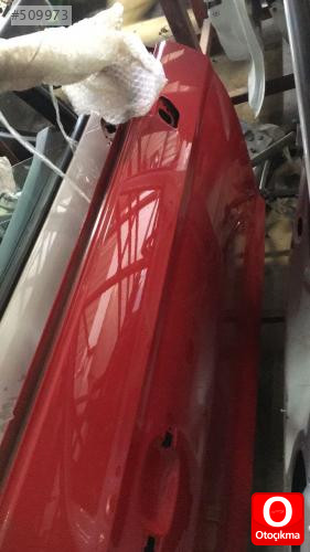 AUDİ A3 SAĞ ÖN KAPI 