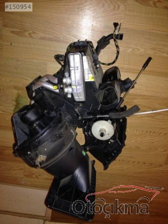 Opel corsa c 1.3 kalorifer kutusu