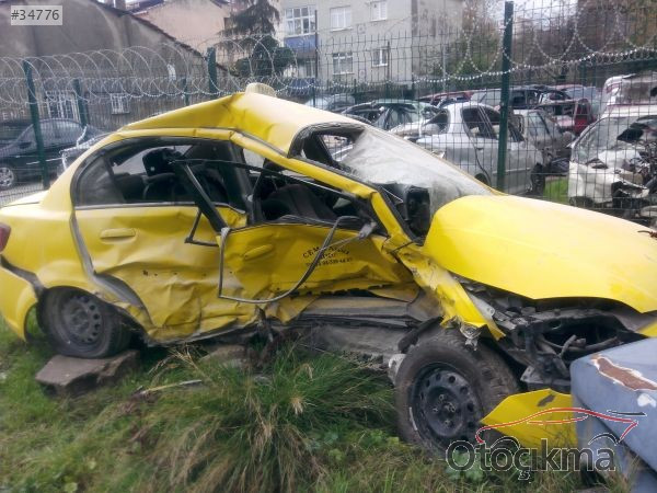 HURDA BELGELİ KİA RİO 1.4 BENZİNLİ