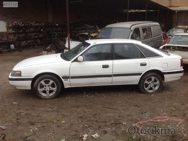 Мазда 626 1992 седан