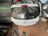 Opel Corsa D Bagaj Kapak