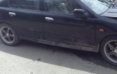 2000 MODEL NİSSAN PRİMERA 1.8  SAĞ YAN PANEL ÇIKMA.