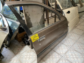 MİTSUBİSHİ LANCER SAĞ ÖN KAPI MENTEŞESİ 1990 MODEL ORJİNAL