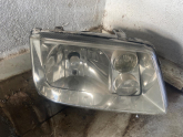 Volkswagen bora sağ far hatasız orjinal