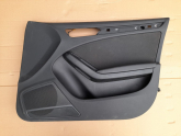 AUDİ A4 12-15 KAPI DÖŞEMESİ SAĞ ÖN (SİYAH) 8K0867104AF WFA