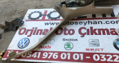 1Z5867766B skoda octavia sağ arka koltuk yan eşik kaplaması