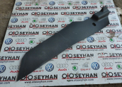 5F1863046B 5F1868432B leon 17-20 orta konsol yan kaplama sağ