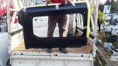 FORD CUSTOM SAĞ ARKA ÇAMURLUK CAM TARAFI 2015-19 ÇIKMA ORJ