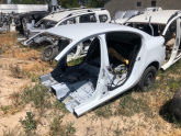 Fluence tavan arka dolu boş