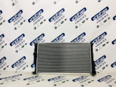 BMW 4 SERİSİ F32 F33 F36 KASA SU RADYATÖR BENZİNLİ 7618807 A