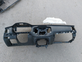 Volvo xc60 gögüslük torpido patlak