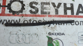 1T0823708A vw caddy 2007 sağ kaput lastiği kısa