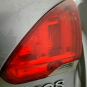 Peugeot 2008 bagaj stop sağ