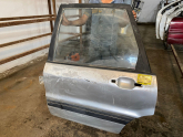MİTSUBİSHİ GALANT SOL ARKA KAPI MENTEŞESİ 1990 MODEL