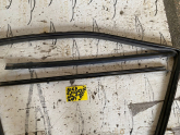 FORD ESCORT SOL ÖN KAPI DIŞ CAM SIYIRICI FİTİLİ