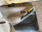 FİAT ALBEA SOL ARKA KAPI ÜÇGEN PLASTİĞİ