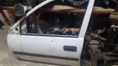 Opel corsa b sol ön kapı çıkma orjinal