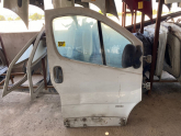 RENAULT TRAFFİC SAĞ ÖN KAPI DOLU 1998-2005 MODEL ORJİNAL