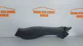 Renault Megane 2 için iç kapı eşiği  8200114428