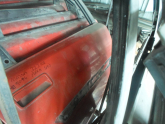 MAZDA 323 HB 1990-1994 KIRMIZI ARKA SAĞ KAPI ÇIKMA