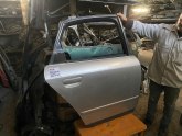 AUDİ A4 SAĞ ARKA KAPI CAMI 2004-2008 MODEL ORJİNAL ÇIKMA
