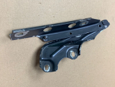 AUDİ A6 11-18 KAPUT MENTEŞESİ SAĞ 4G8823302E