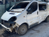 Trafik.  Sol ön kapı. Hatası