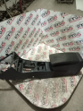 CC PASSAT ORTA KONSOL KOL DAYAMA 3C1863241CR
