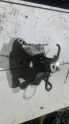 8K0199388 audi a4  sağ motor kulağı