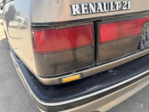 RENAULT R12 SOL ARKA STOP LAMBASI - ORİJİNAL ÇIKMA, TEMİZ ÜR