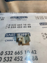 ÇIKMA PEUGEOT PARTNER/BERLİNGO SAĞ ÖN KAPI MENTEŞESİ ALT