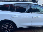 FORD FOCUS 4 ACTİVE STATİON WAGON SAĞ ARKA KAPI BEYAZ
