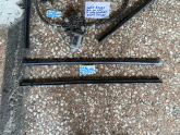 FORD ESCORT SOL ÖN KAPI CAM LASTİĞİ 1995-2000 MODEL