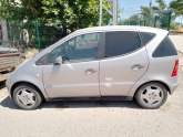 Mercedes benz 1.6 benzinli A160w168 çıkma Sol ön kapı döşemesi