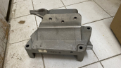 OPEL ASTRA J 1.3 DİZEL SAĞ MOTOR KULAK BRAKETİ SIFIR GM 55565439
