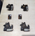 Oto Çıkma Parça / Mazda / 3 / Oto Cam / Cam Motoru / Çıkma Parça 