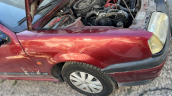 Renault 19 europa sağ ön çamurluk kırmızı renk sökme