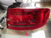Audi a4 sağ arka stop lambası orijinal