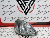 811300D080 TOYOTA YARİS SAĞ ÖN FAR