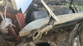 Audi a4 b6 kasa bagaj kapak menteşesi sol sökme