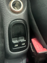 Peugeot 206 cam düğmesi