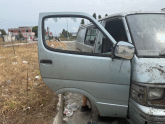 TOYOTA HIACE SAĞ ÖN KAPI