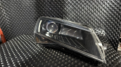 Oto Çıkma Parça / Skoda / Superb / Far & Stop / Sağ Ön Far / Çıkma Parça 