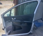 Oto Çıkma Parça / Renault / Clio / Kaporta & Karoser / Sağ Ön Kapı / Çıkma Parça 