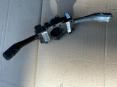 OCTAVIA SUPERB 01-11 HIZ SABİTLEMELİ SİNYAL SİLECEK KOLU 3U095351