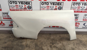 Toyota Hilux sağ arka çamurluk