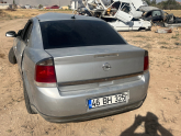 Opel Vetra c  kasa arkası