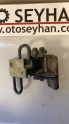 1J4833411C volkswagen bora sol arka kapı alt menteşesi